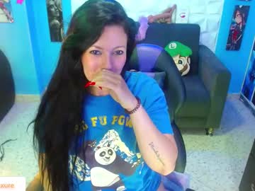 Felinagrrr Chaturbate stream image from March 23, 2025