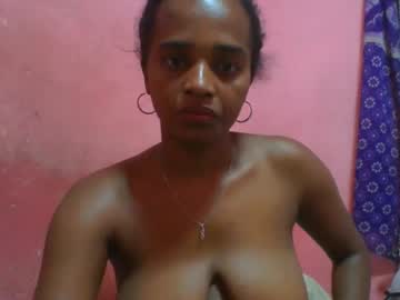 Flania2502 Chaturbate stream image from March 23, 2025