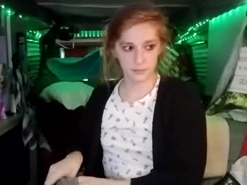 Lesleygumgrass Chaturbate stream image from March 23, 2025