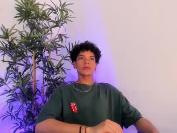 Marlonsmith01 Chaturbate stream image from March 23, 2025