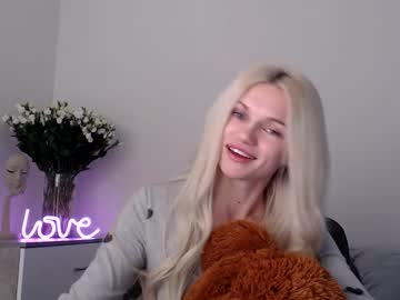 Missemma1111 Chaturbate stream image from March 23, 2025