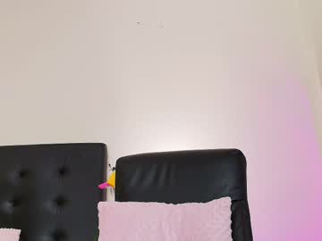 Amabella_W Chaturbate stream image from March 23, 2025