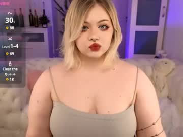 Lovely_Leilla Chaturbate stream image from March 23, 2025