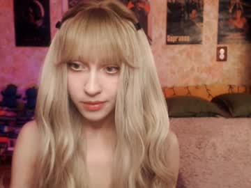 Ellie_Friendly Chaturbate stream image from March 23, 2025