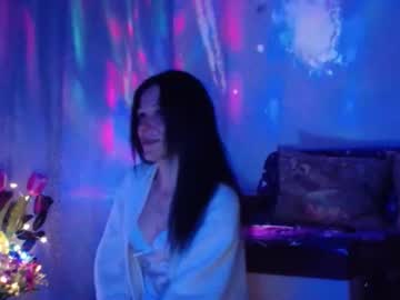 Elysasun Chaturbate stream image from March 23, 2025