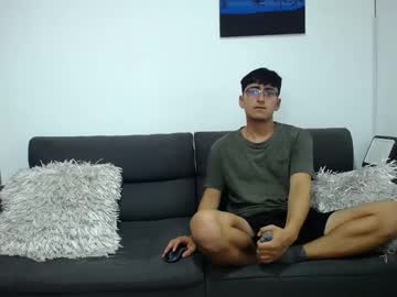Fallgays Chaturbate stream image from March 24, 2025