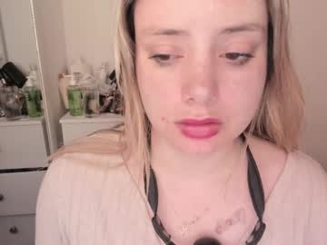 Loveange Chaturbate stream image from March 24, 2025