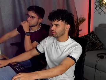Chrisandrew_ Chaturbate stream image from March 24, 2025