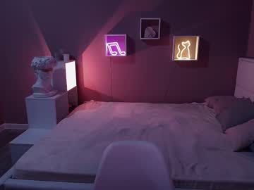 Sofarise Chaturbate stream image from March 24, 2025