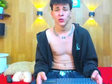 Twink_Strokes Chaturbate stream image from March 24, 2025