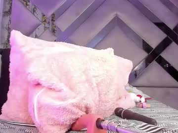 Iris_Hott1 Chaturbate stream image from March 24, 2025