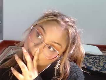 Lauralei_01 Chaturbate stream image from March 24, 2025