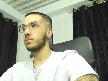 Dash_Lowell Chaturbate stream image from March 24, 2025