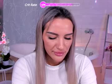 Leila_Flower Chaturbate stream image from March 24, 2025