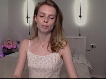 Ly_Lydia Chaturbate stream image from March 24, 2025
