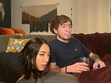 Makeithott Chaturbate stream image from March 24, 2025