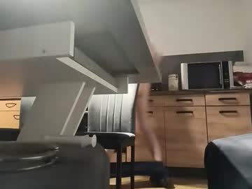 Alexmannnn3 Chaturbate stream image from March 24, 2025