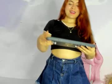 Carolay759687 Chaturbate stream image from March 24, 2025