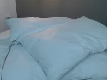 Helen_Kitten Chaturbate stream image from March 24, 2025