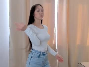 Lorettabartram Chaturbate stream image from March 24, 2025