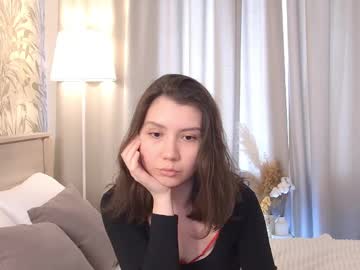 Aprilharvey Chaturbate stream image from March 24, 2025
