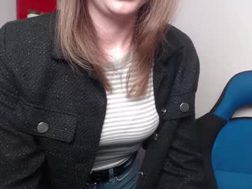 Beautyzoexx Chaturbate stream image from March 24, 2025