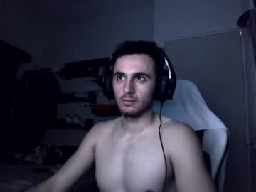 Senitzzu Chaturbate stream image from March 24, 2025