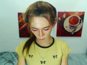 Kylene17 Chaturbate stream image from March 24, 2025