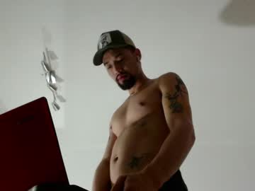 Mathew444 Chaturbate stream image from March 24, 2025
