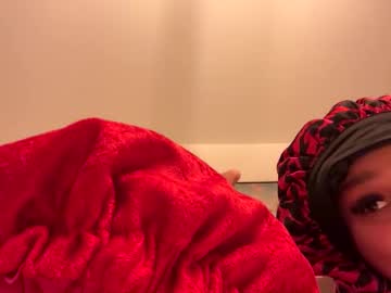 Xaandra2 Chaturbate stream image from March 24, 2025