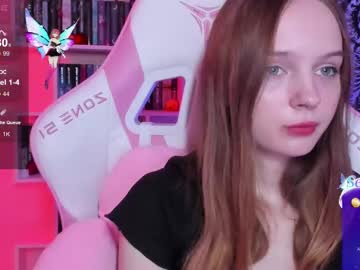 Effywalker Chaturbate stream image from March 24, 2025