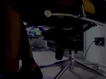 Lola_For_U Chaturbate stream image from March 24, 2025