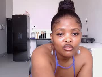 Sweetcaramellelo Chaturbate stream image from March 24, 2025