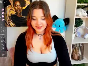 Penelopeonegrey Chaturbate stream image from March 24, 2025