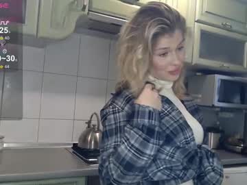 Ivy_Summer Chaturbate stream image from March 24, 2025