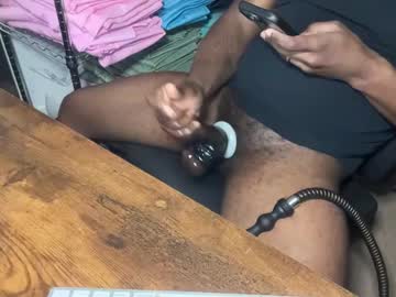 Marriedblkbator Chaturbate stream image from March 24, 2025