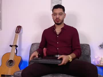 Samuelcoopper Chaturbate stream image from March 24, 2025