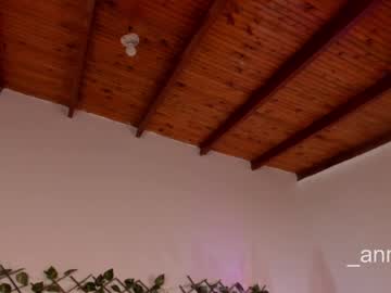 Annie_Barozzi Chaturbate stream image from March 24, 2025