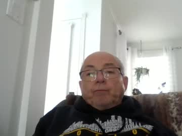 Bernard1102 Chaturbate stream image from March 24, 2025