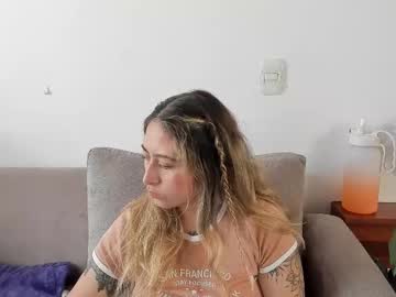 Ccuteass Chaturbate stream image from March 24, 2025