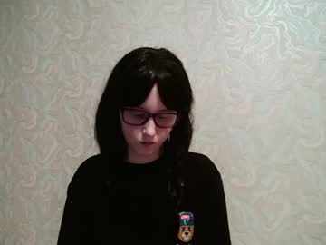 Kinkyxgrey Chaturbate stream image from March 24, 2025