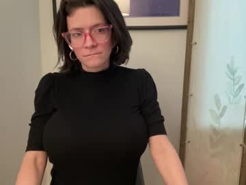 Naomi_Reah Chaturbate stream image from March 24, 2025