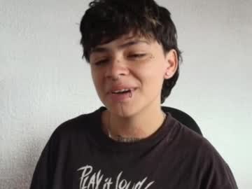 Ares_Boo Chaturbate stream image from March 24, 2025