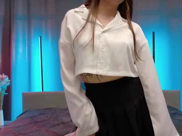 Flowers_Lovers Chaturbate stream image from March 24, 2025