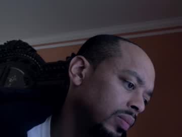 Gozolennox Chaturbate stream image from March 24, 2025