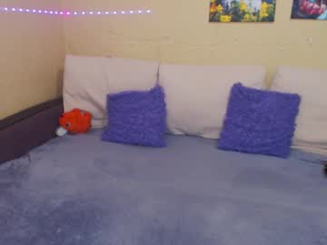 Juliasane_ Chaturbate stream image from March 24, 2025