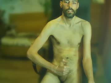 Mo_Bate_ Chaturbate stream image from March 24, 2025