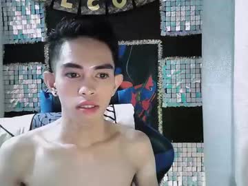 Urhottie_Twink Chaturbate stream image from March 24, 2025