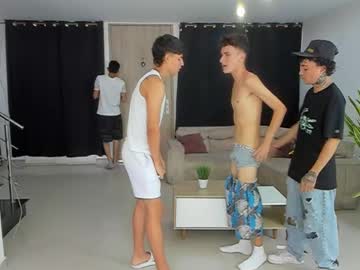 Voyeurism_Guys Chaturbate stream image from March 24, 2025