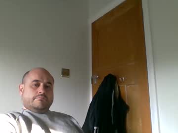 Bobabator Chaturbate stream image from March 24, 2025
